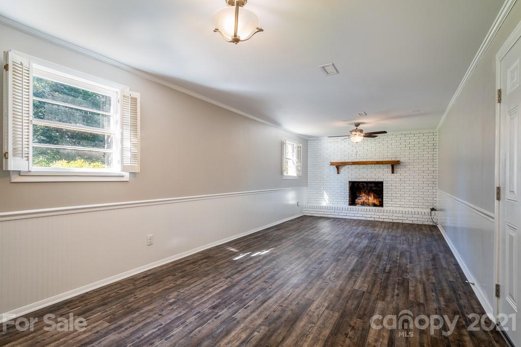 3065 Ballard Street Conover, NC 28613 - Photo 2 of 28 Gallery Image 2