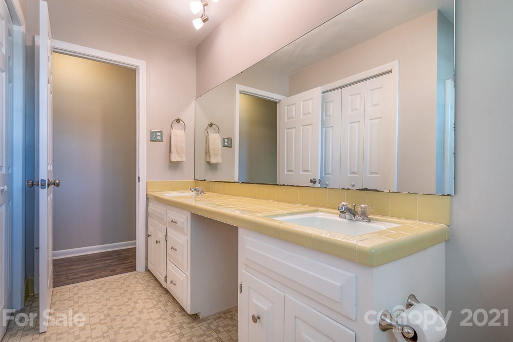 3065 Ballard Street Conover, NC 28613 - Photo 17 of 28 Gallery Image 17