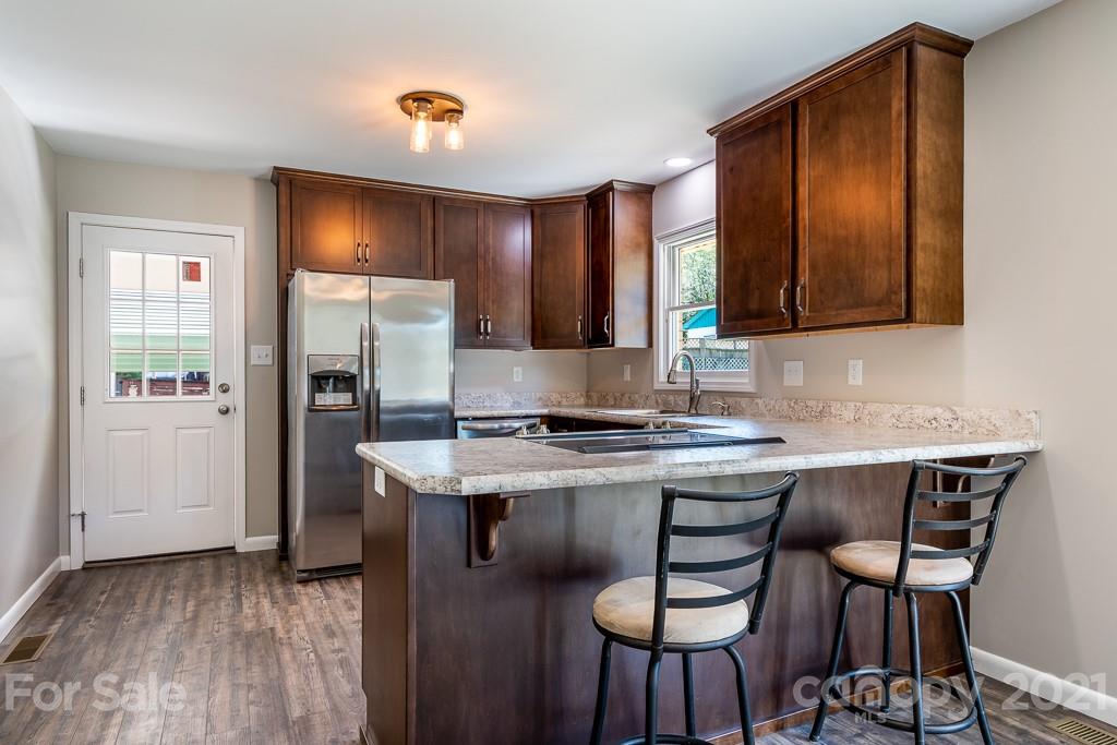 3065 Ballard Street Conover, NC 28613 - Photo 5 of 28 Gallery Image 5
