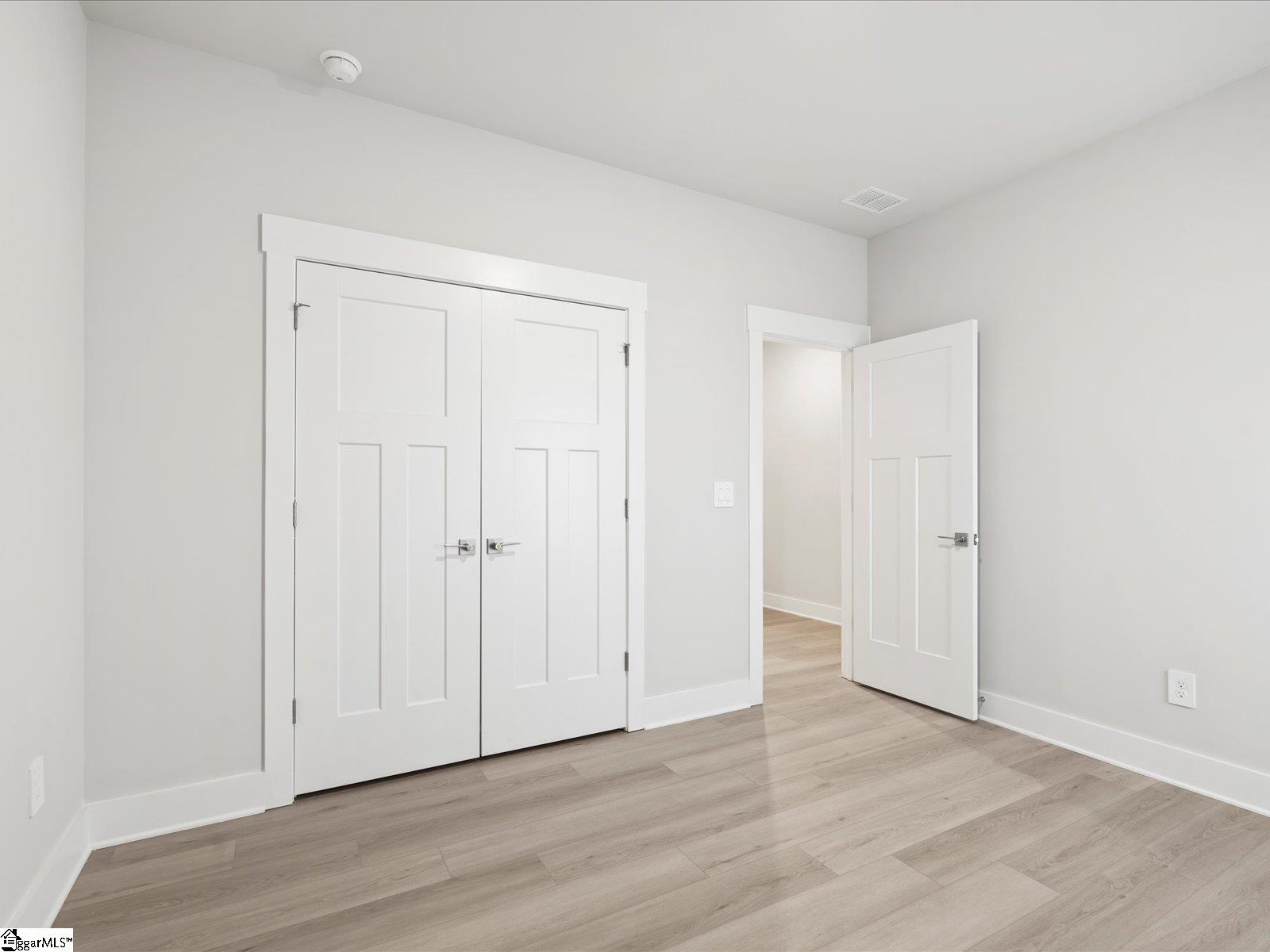 419 Ragland Avenue Greer, SC 29651 - Photo 6 of 11