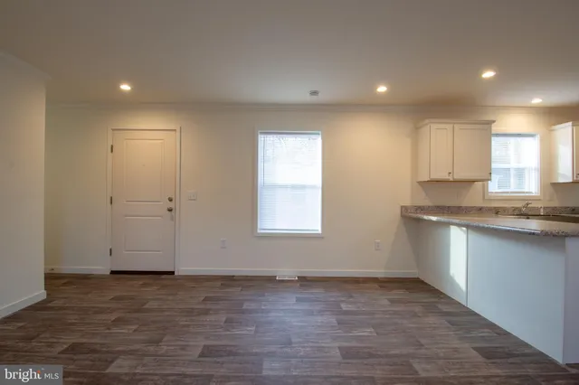 $1,700 | 19 Loxley Lane, Unit 19, Hartly, DE 19953