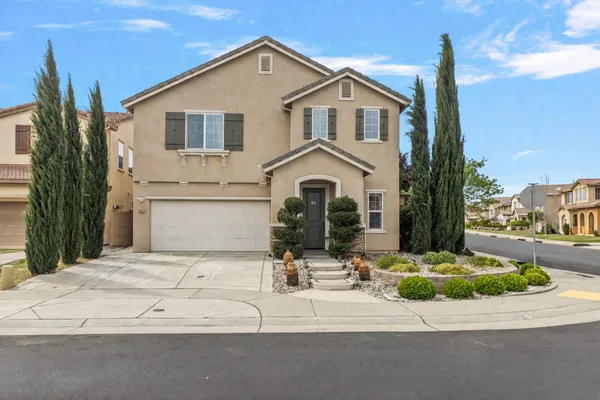 $650,000 | 9848 Porto Bay Drive, Elk Grove, CA 95757