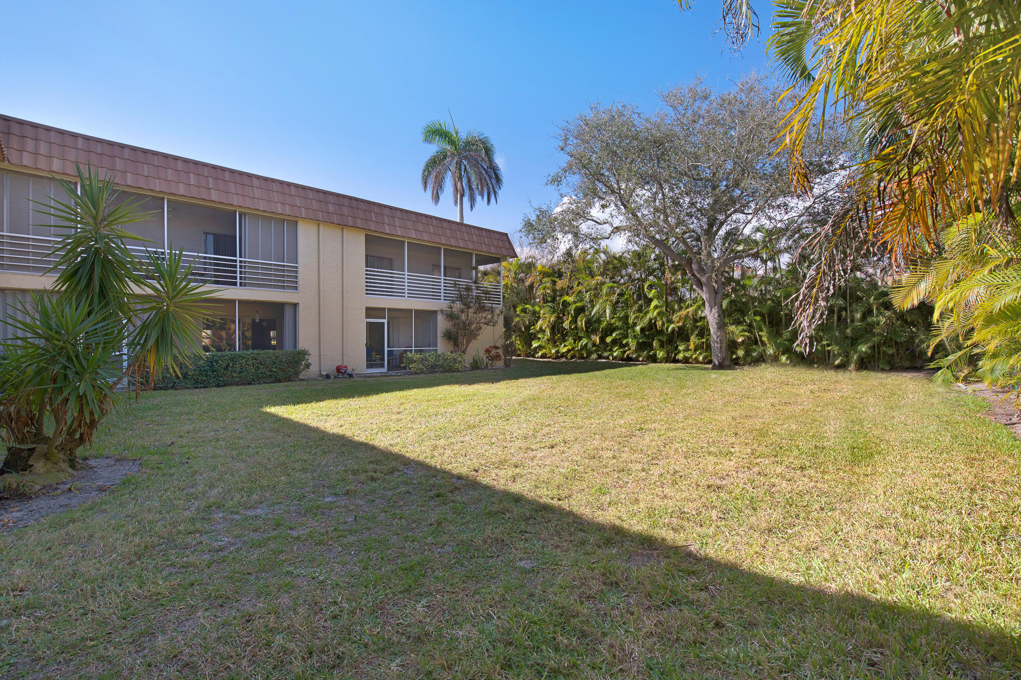 717 Highway 1, Unit 101 Jupiter, FL 33477 - Photo 14 of 26 717-S-US-HWY-1-101-Jupiter_DSC_9644-Edit