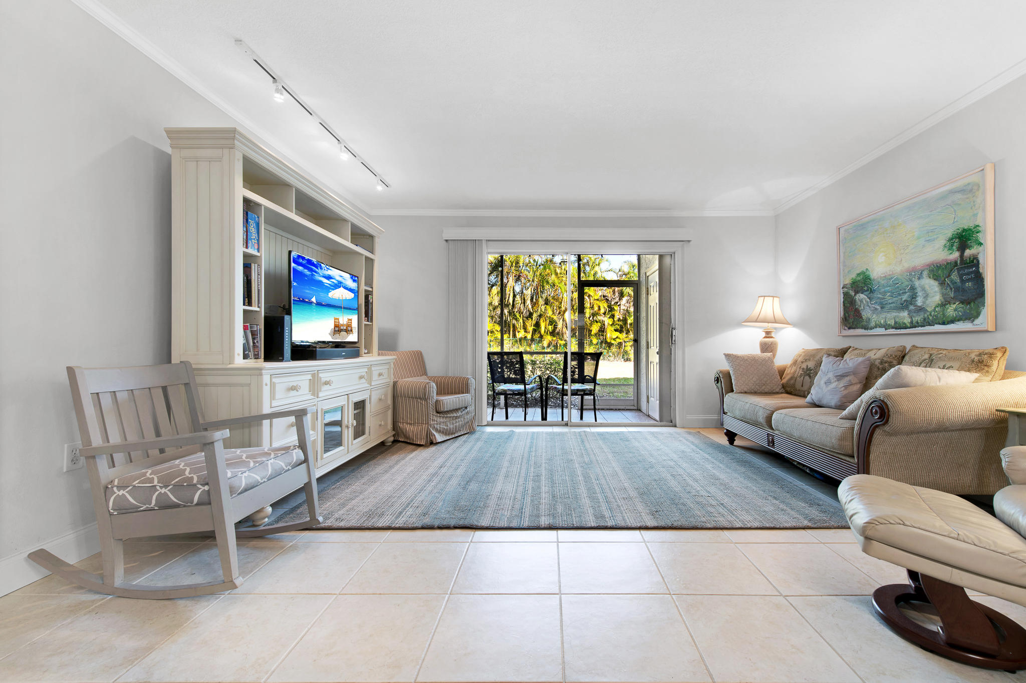 717 Highway 1, Unit 101 Jupiter, FL 33477 - Photo 5 of 26 717-S-US-HWY-1-101-Jupiter_DSC_9600-Edit