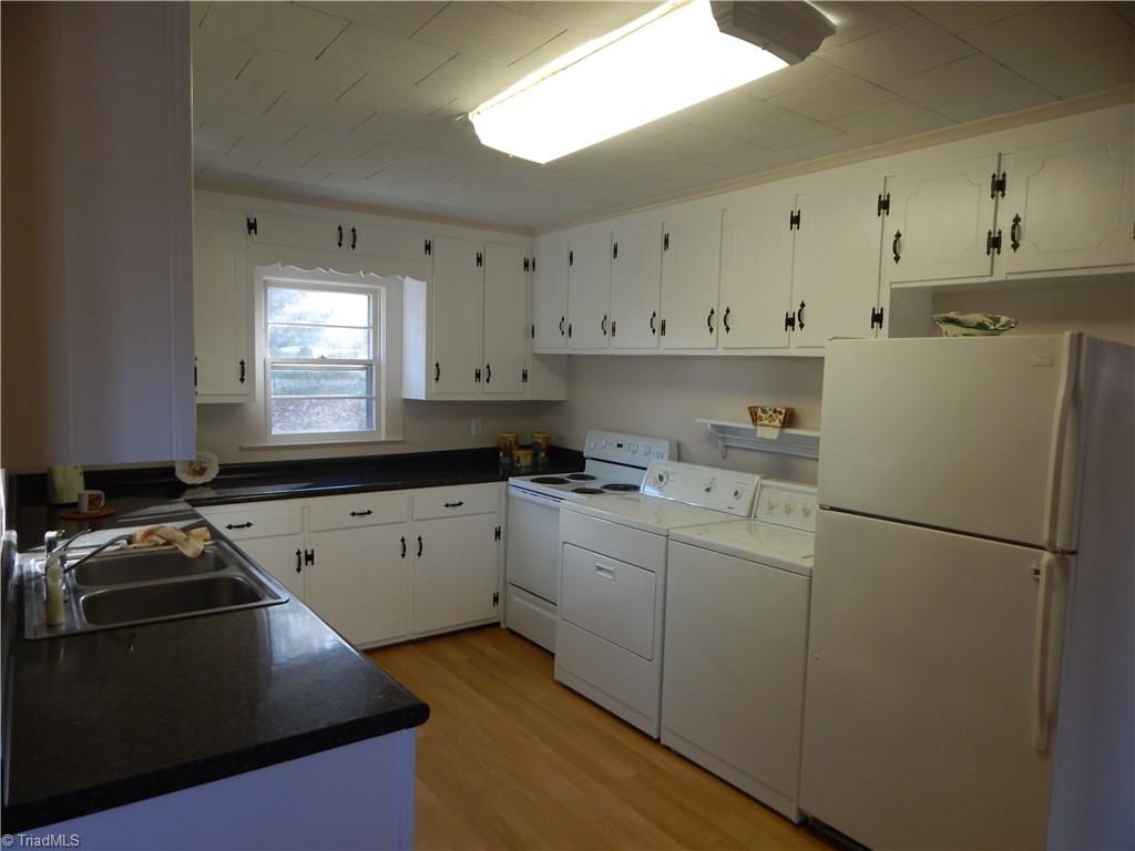 887 Fritts Road Lexington, NC 27295 - Photo 5 of 25 Gallery Image 5