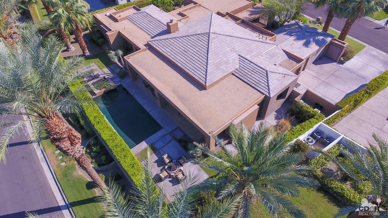 37 Sun Ridge Circle Rancho Mirage, CA 92270 - Photo 63 of 63 an aerial view of a house with a yard