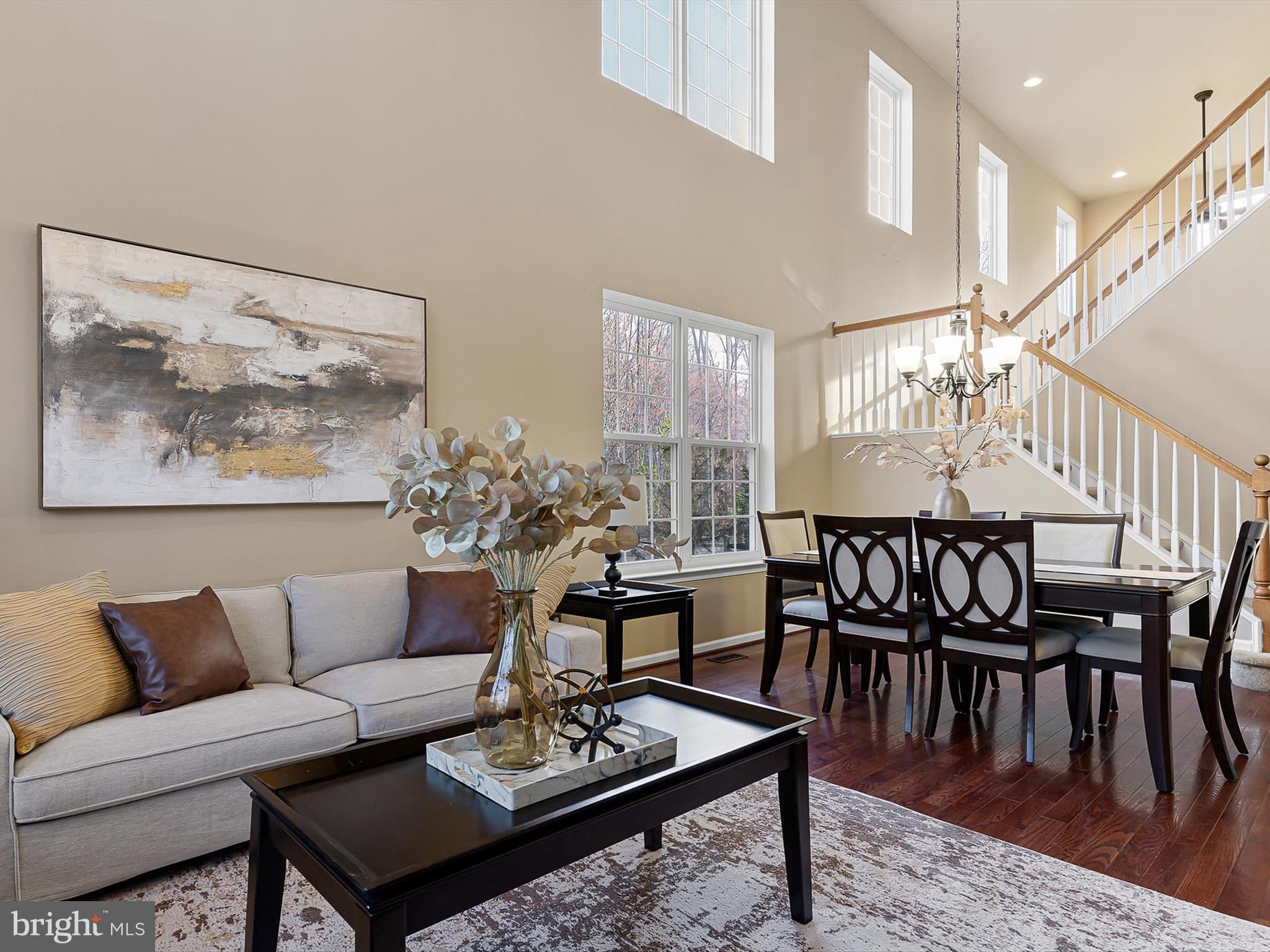 5 Meghan Lane Bear, DE 19701 - Photo 18 of 41 a living room with furniture and a dining table