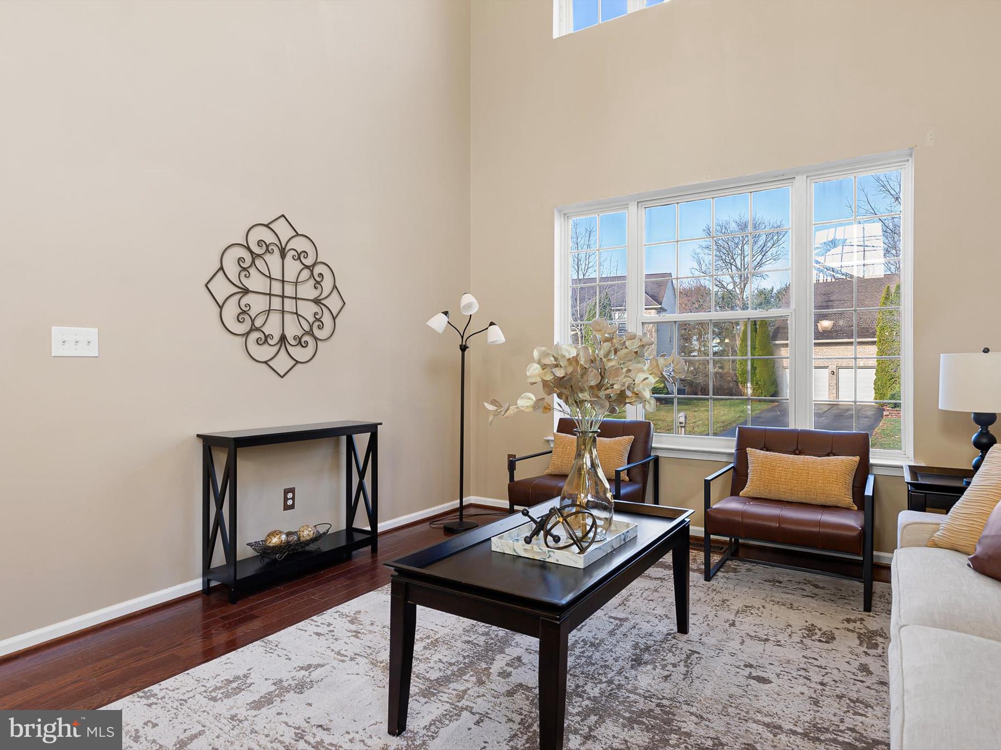 5 Meghan Lane Bear, DE 19701 - Photo 19 of 41 a living room with furniture and a window