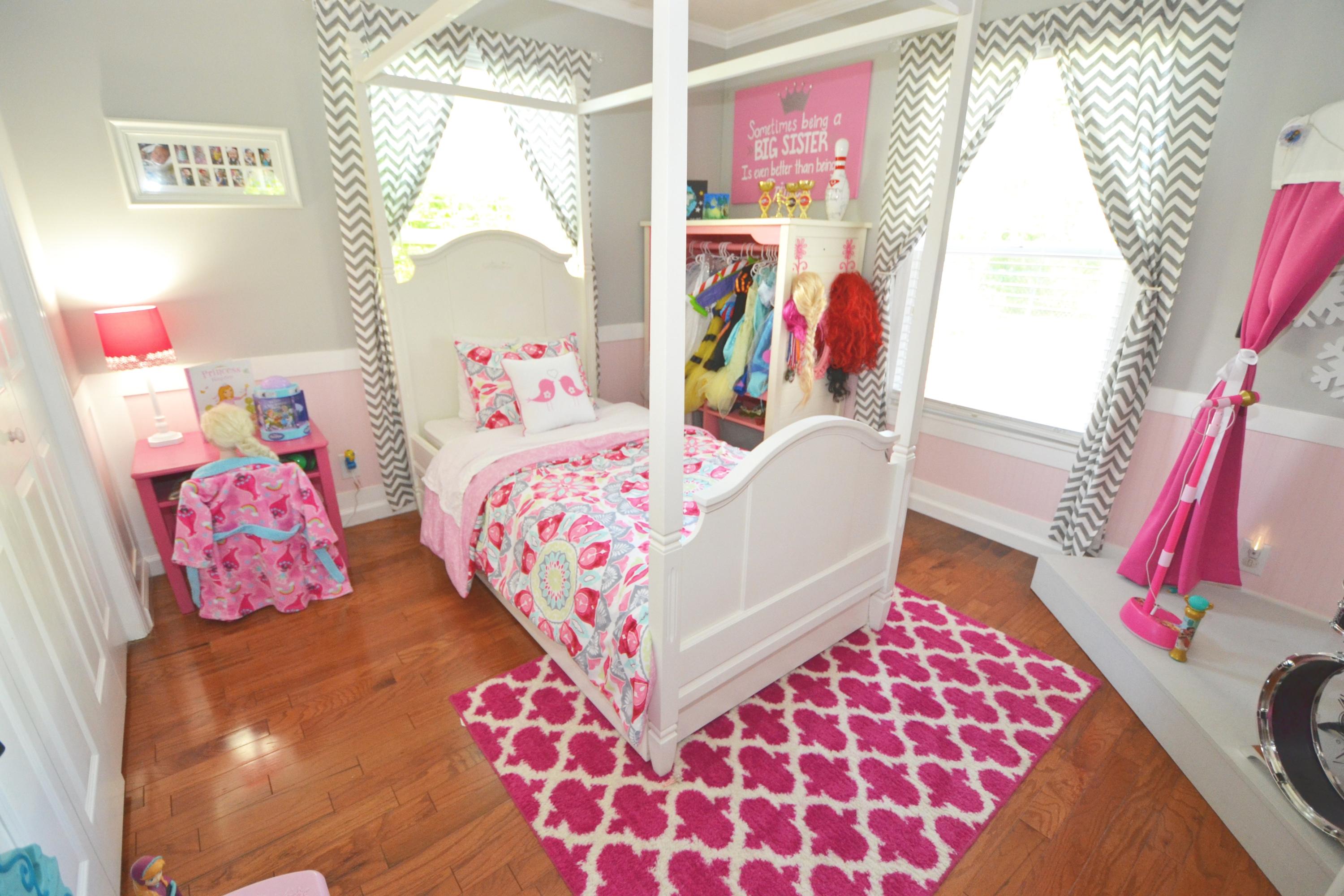 2439 Southwest Riviera Road Stuart, FL 34997 - Photo 24 of 72 Guest Bedroom 2