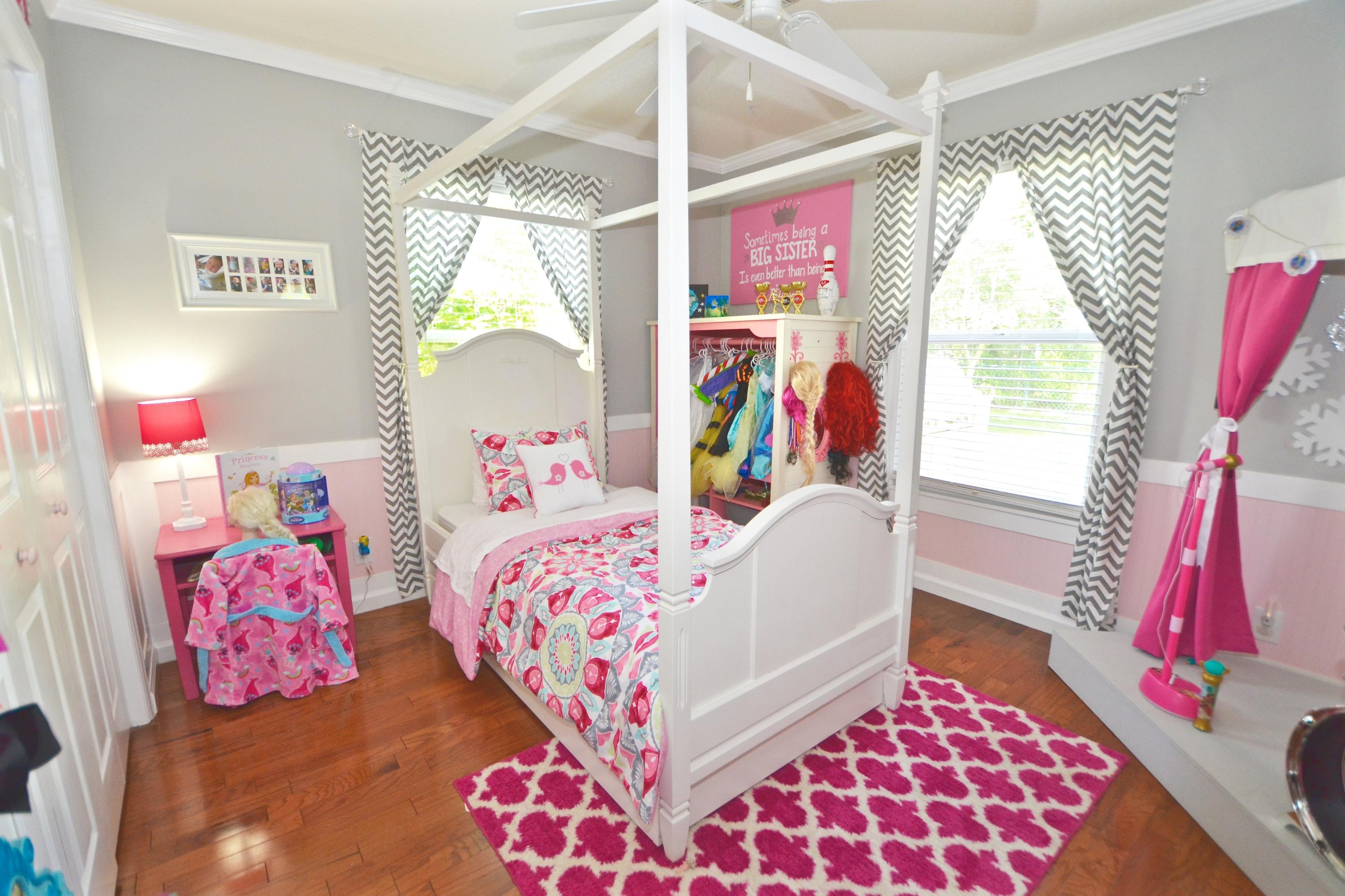2439 Southwest Riviera Road Stuart, FL 34997 - Photo 25 of 72 Guest Bedroom 2