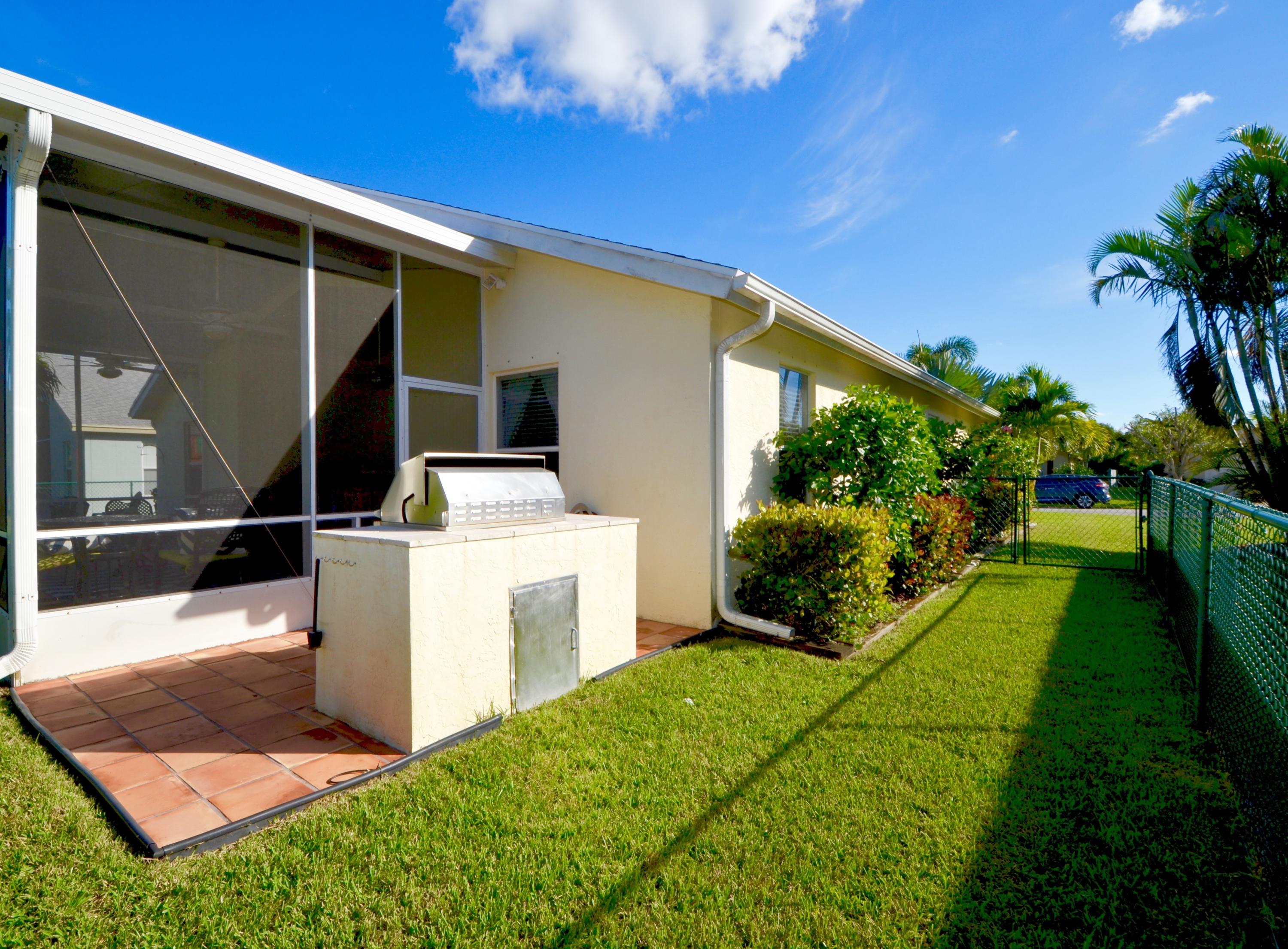 2439 Southwest Riviera Road Stuart, FL 34997 - Photo 46 of 72 BBQ Area