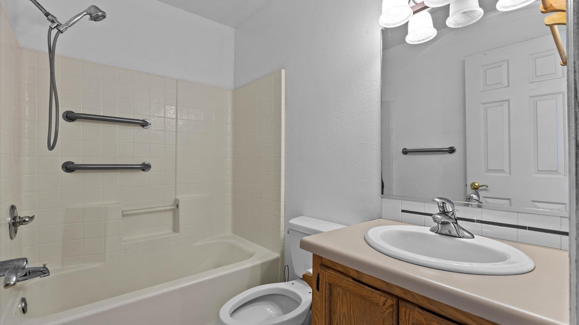 1351 M M 1/4 Road Loma, CO 81524 - Photo 18 of 36 a bathroom with a sink toilet tub and shower