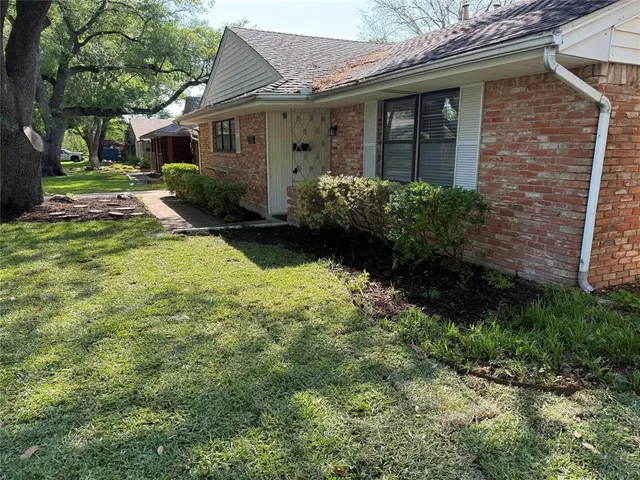 $3,150 | 10546 Mapleridge Drive, Dallas, TX 75238