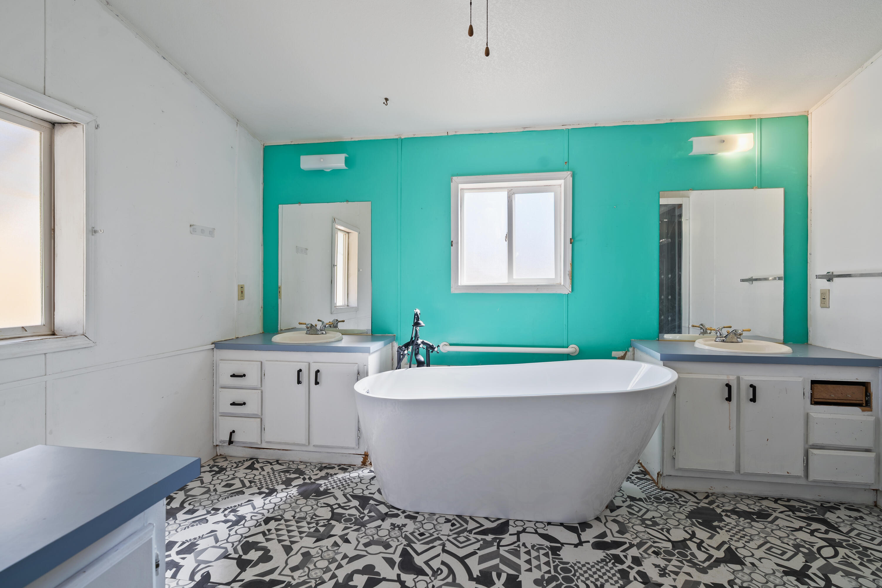 13905 Mendenhall Road Red Bluff, CA 96080 - Photo 16 of 34 TUF00698
