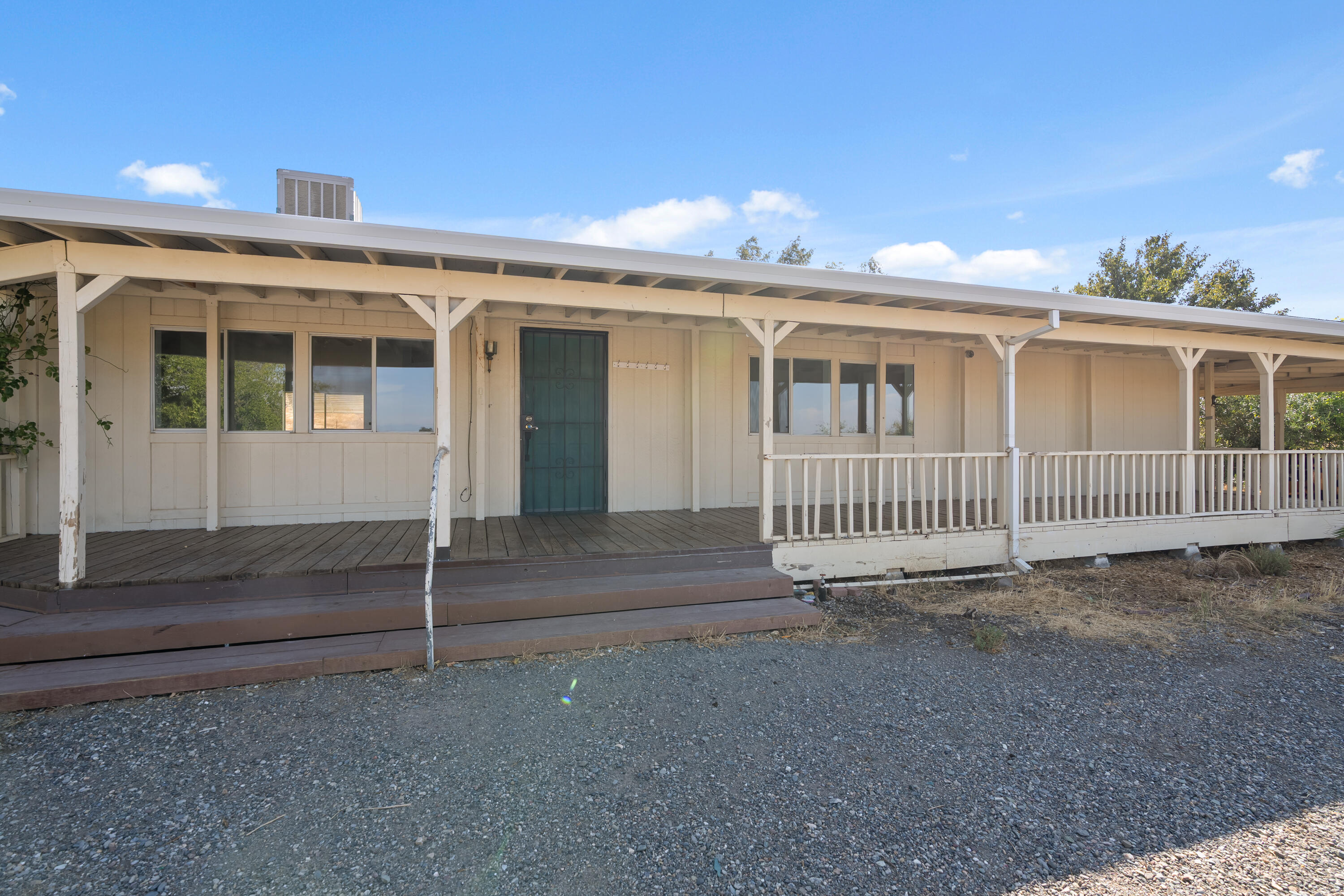 13905 Mendenhall Road Red Bluff, CA 96080 - Photo 3 of 34 TUF00705