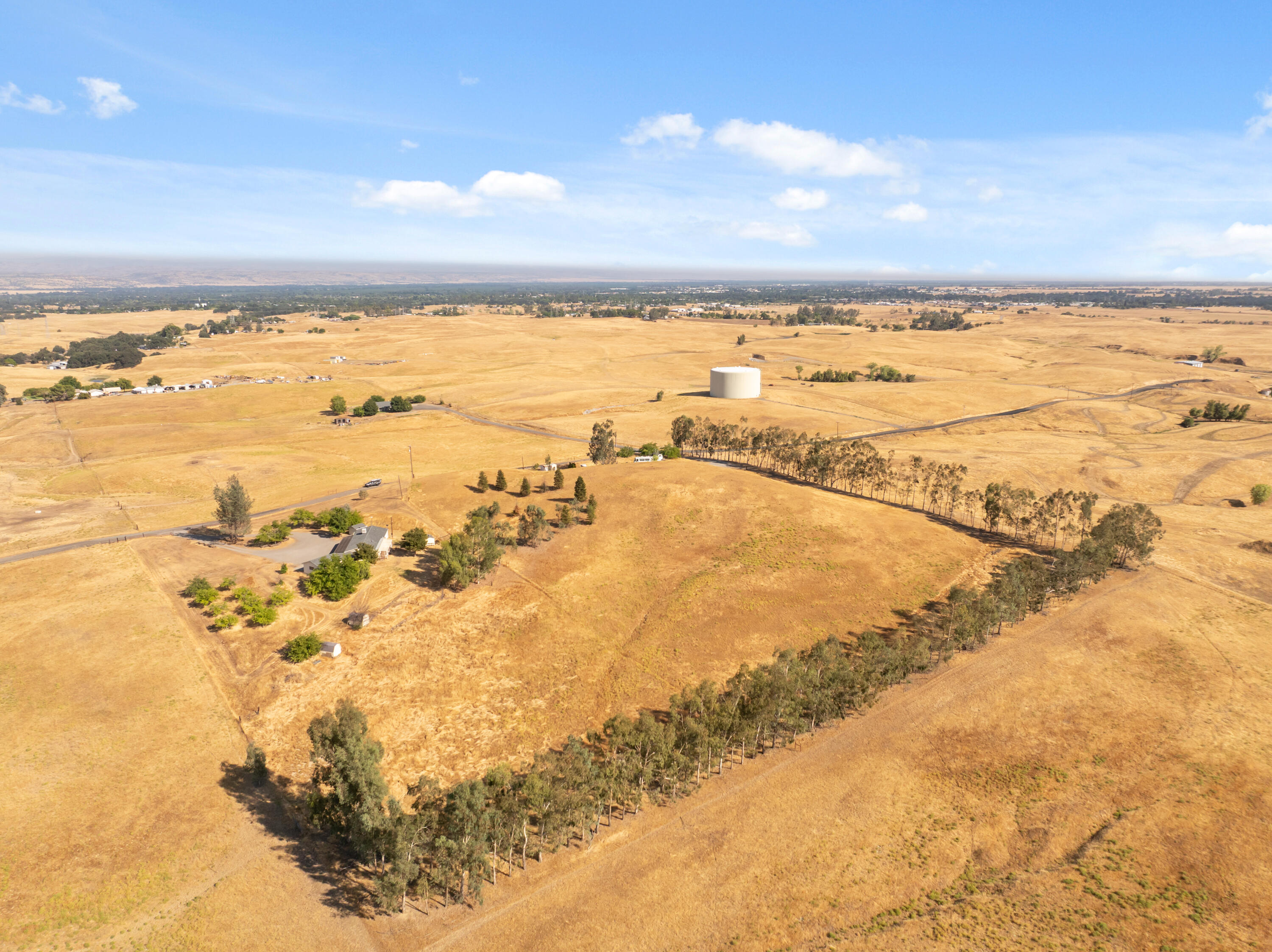 13905 Mendenhall Road Red Bluff, CA 96080 - Photo 31 of 34 DJI_20250828023347_0872_D