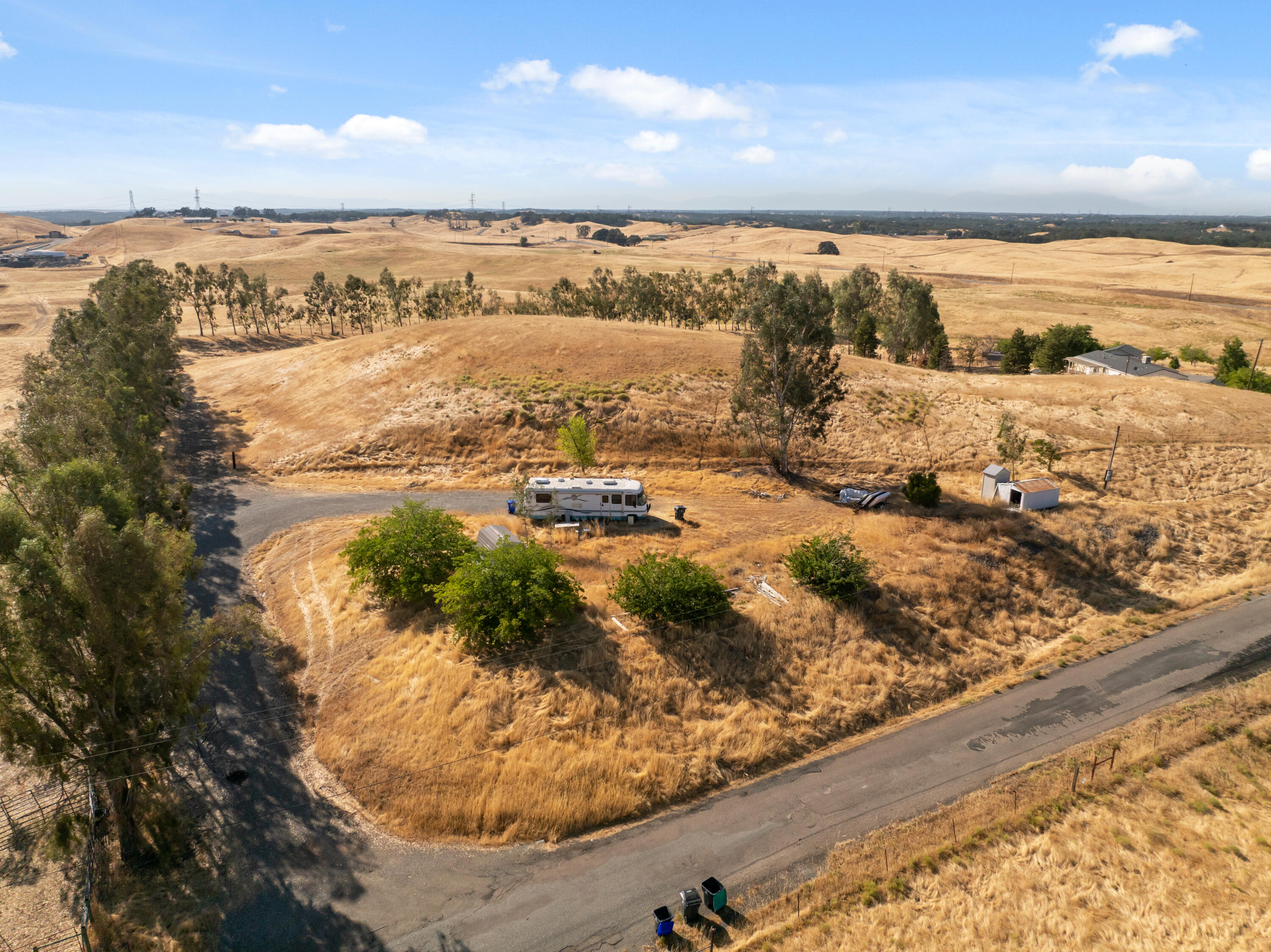 13905 Mendenhall Road Red Bluff, CA 96080 - Photo 32 of 34 DJI_20250828023600_0876_D