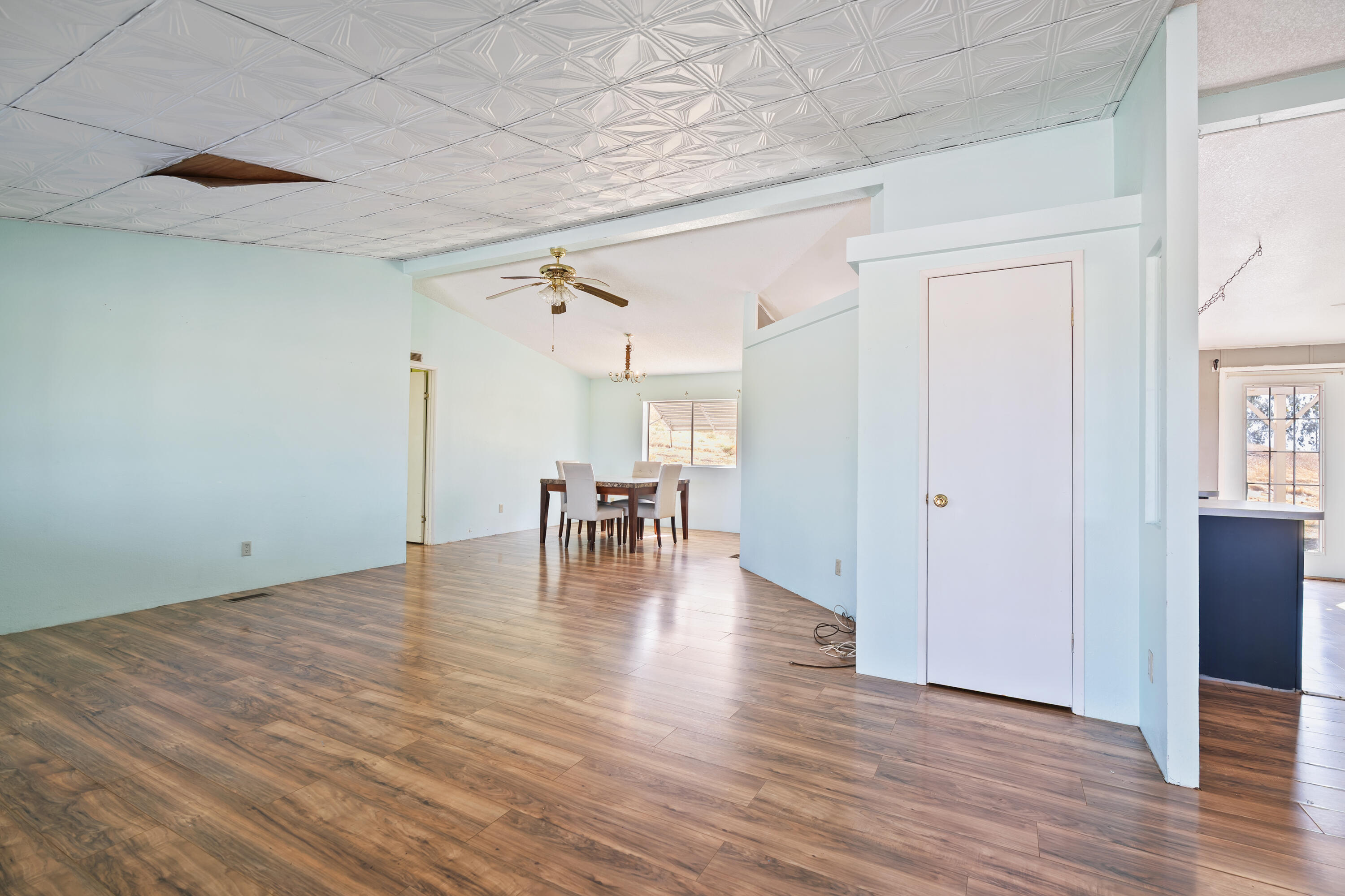 13905 Mendenhall Road Red Bluff, CA 96080 - Photo 4 of 34 TUF00626