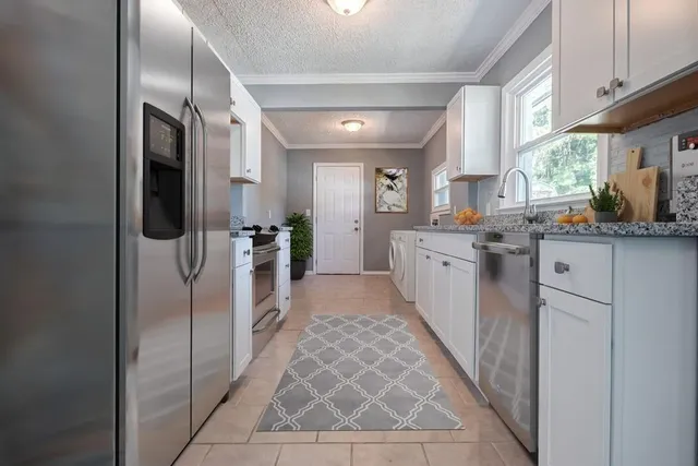 $2,300 | 120 Burbank Drive Northwest, Atlanta, GA 30314