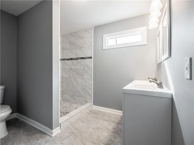 $2,300 | 120 Burbank Drive Northwest, Atlanta, GA 30314