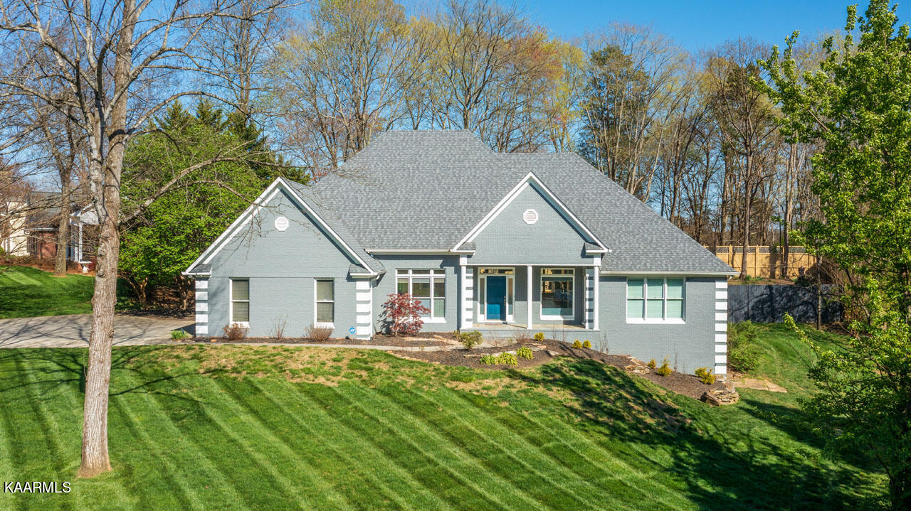 8208 Stratton Wood Circle, Knoxville, TN 37919 Compass