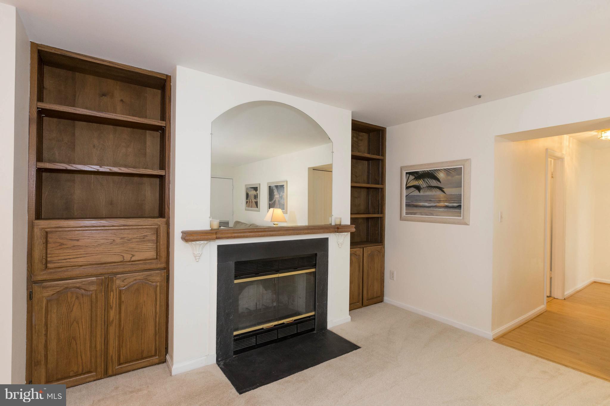 8347 Montgomery Run Road, Unit E Ellicott City, MD 21043 - Photo 6 of 24 Family Room