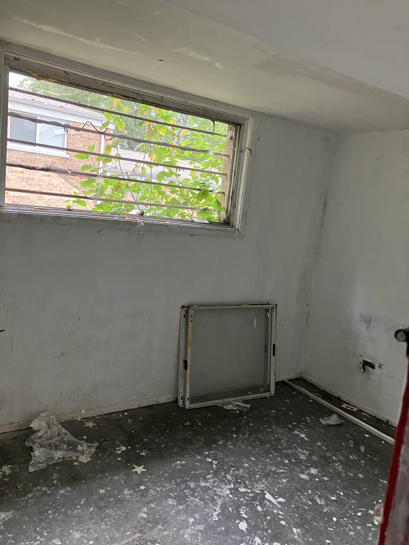 6909 South Ada Street Chicago, IL 60636 - Photo 11 of 16