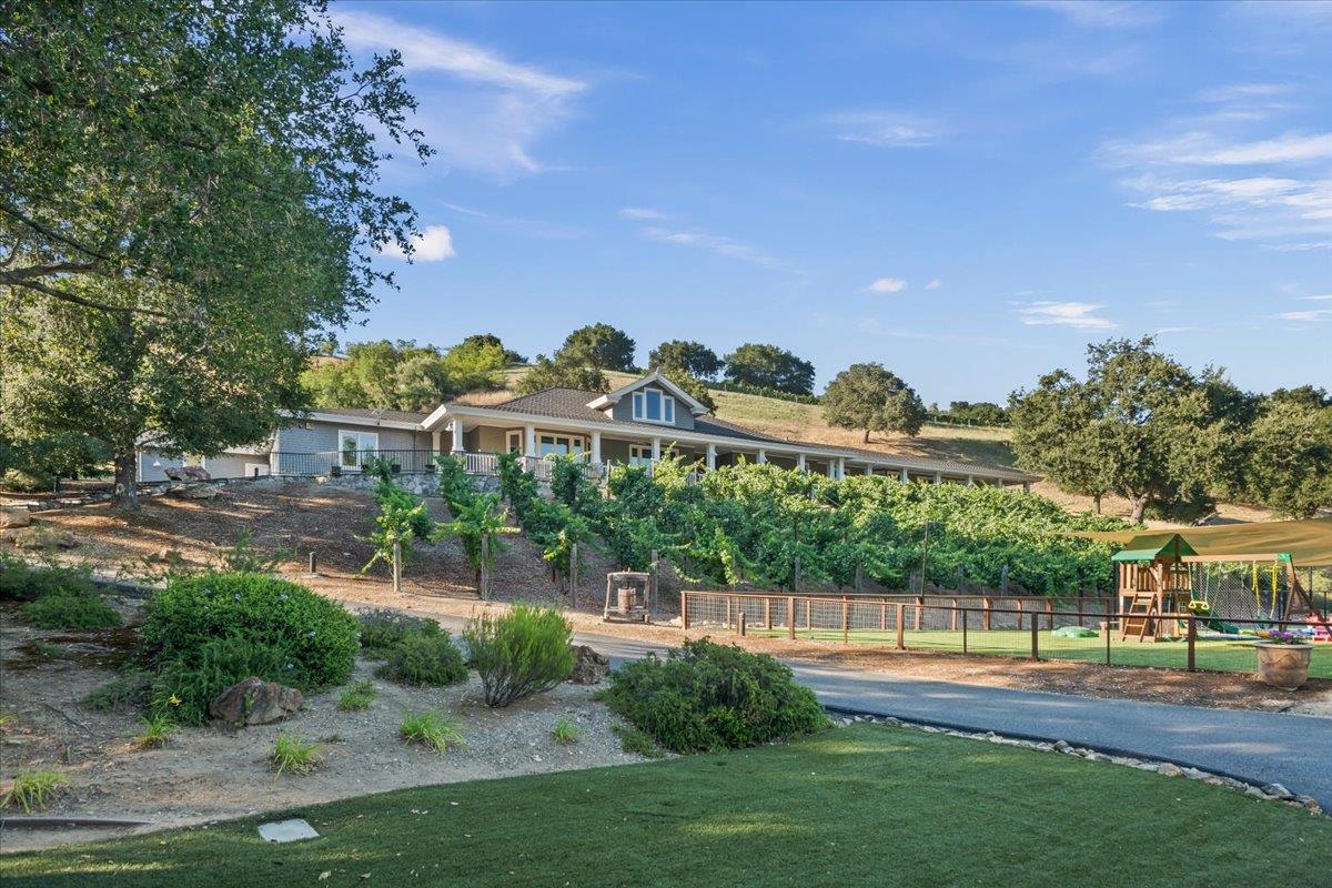 14411 Shannon Road Los Gatos, CA 95032 - Photo 101 of 138