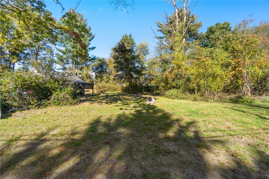 84 Hospital Road East Providence, RI 02915 - Photo 31 of 34 Gallery Image 31