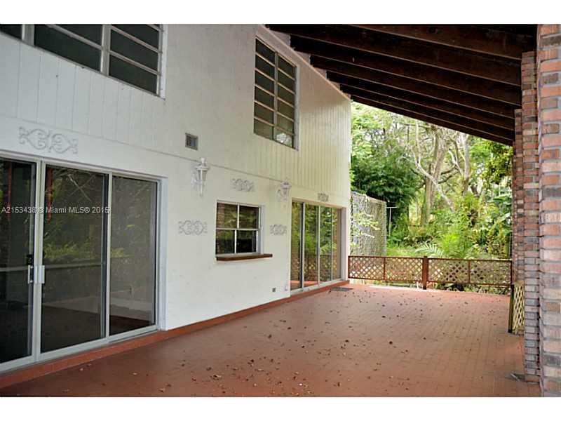 6440 Southwest 69th Avenue Miami, FL 33143 - Photo 17 of 20 a view of outdoor space and porch
