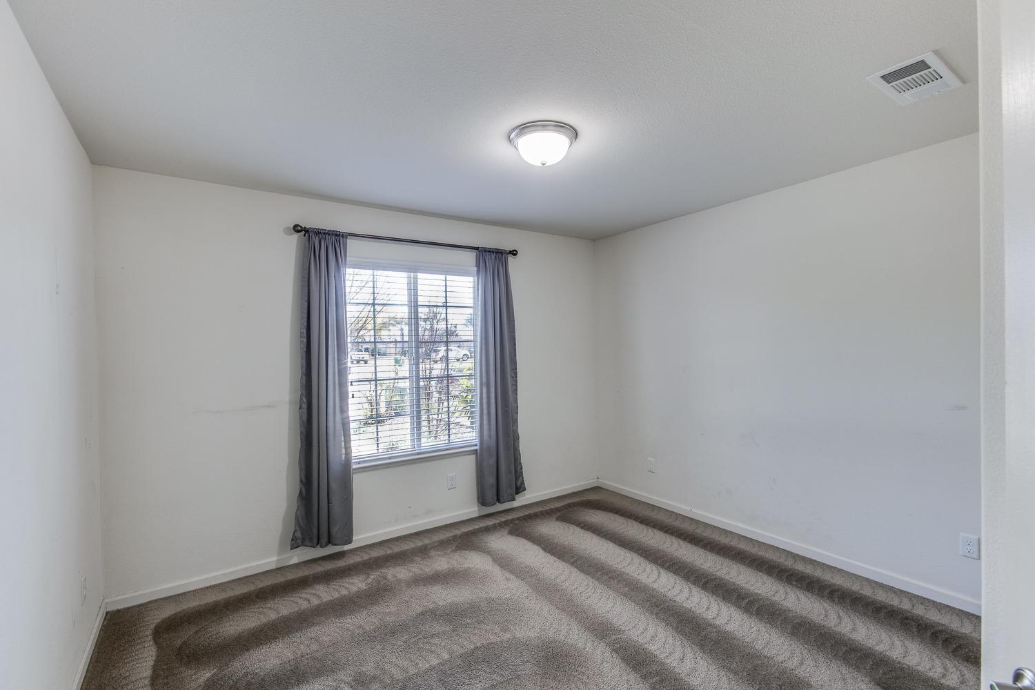 2001 Rawson Avenue Sanger, CA 93657 - Photo 16 of 31