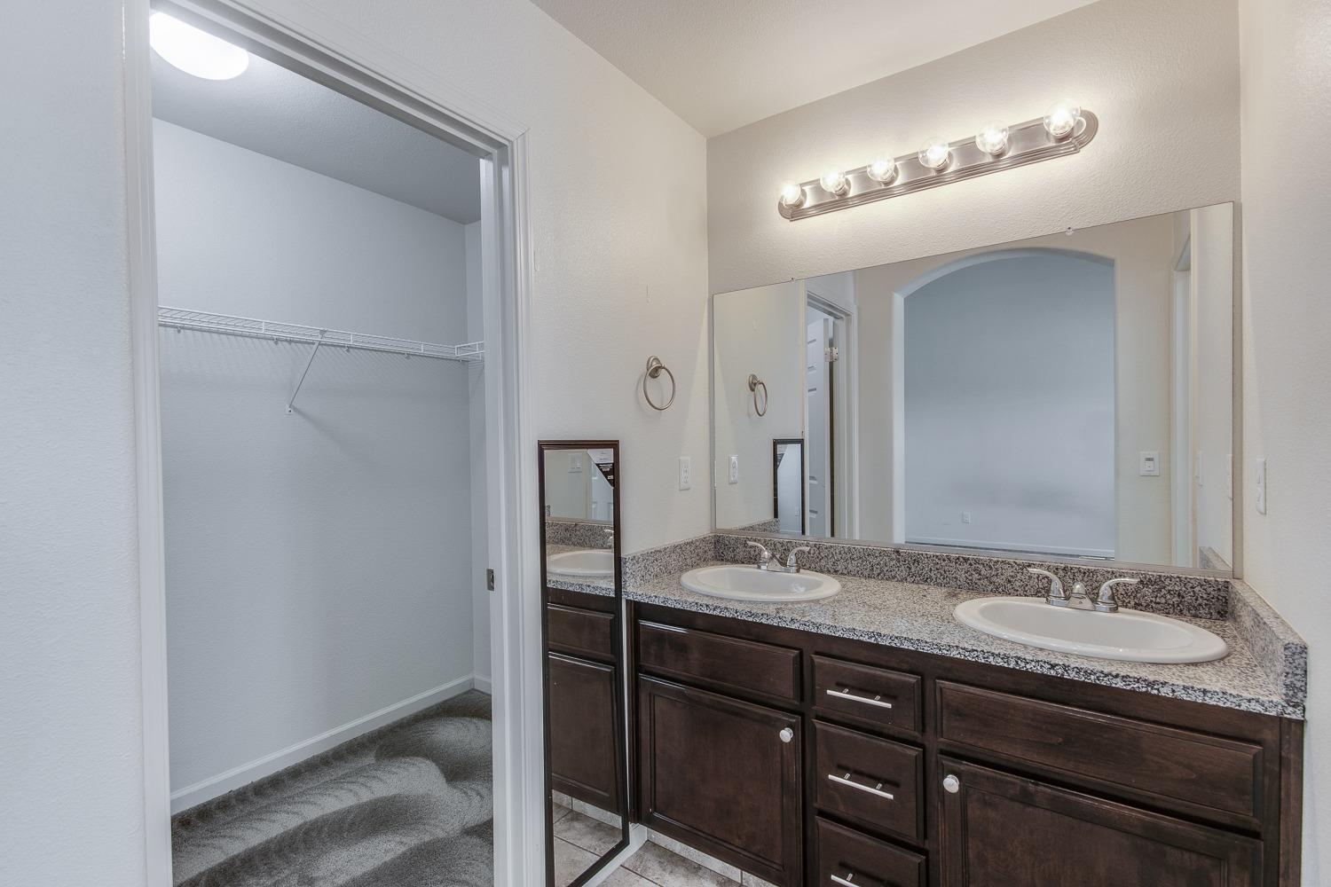 2001 Rawson Avenue Sanger, CA 93657 - Photo 21 of 31