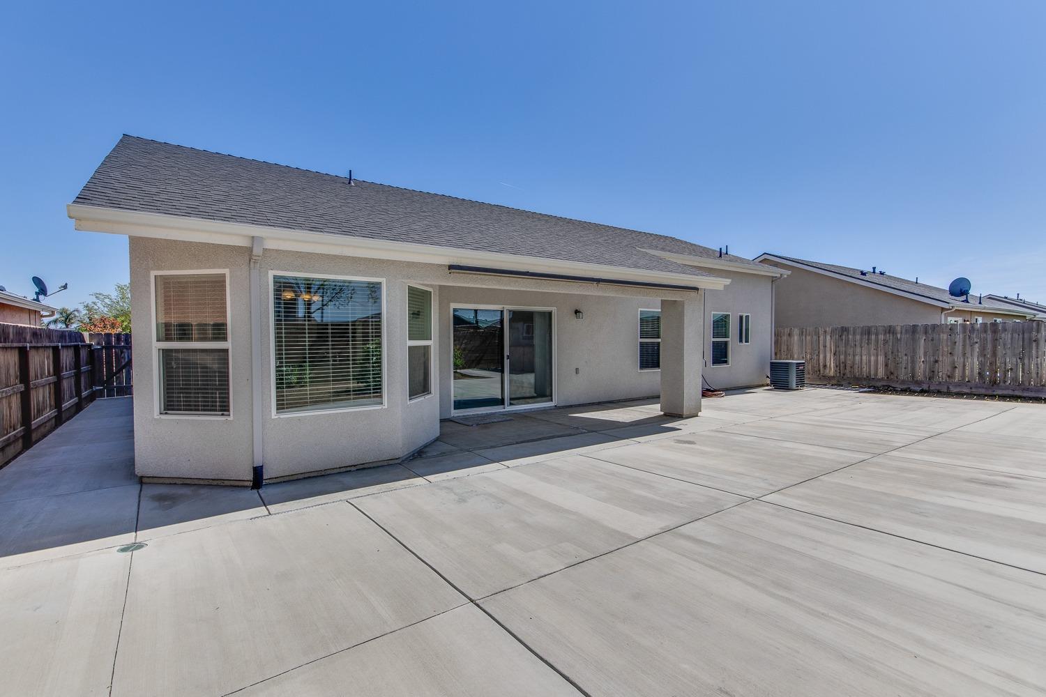 2001 Rawson Avenue Sanger, CA 93657 - Photo 29 of 31