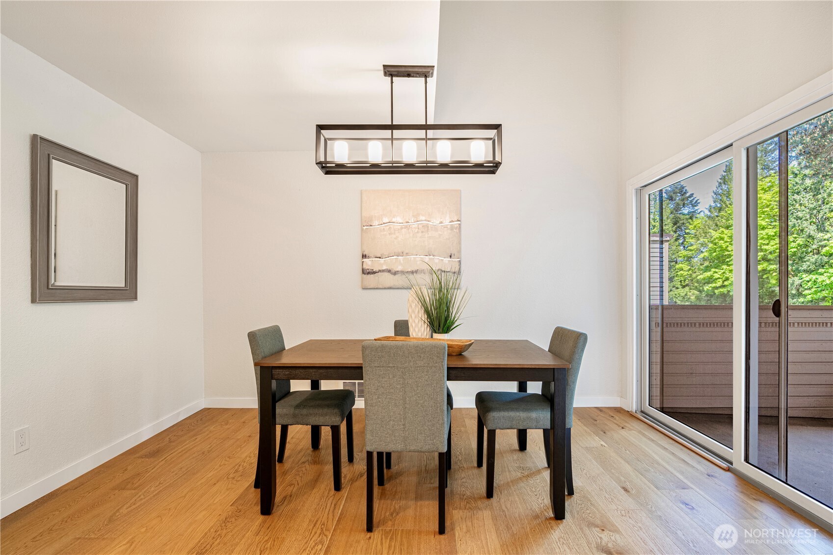14717 Northeast 44th Street, Unit R8 Bellevue, WA 98007 - Photo 11 of 24 Gallery Image 11