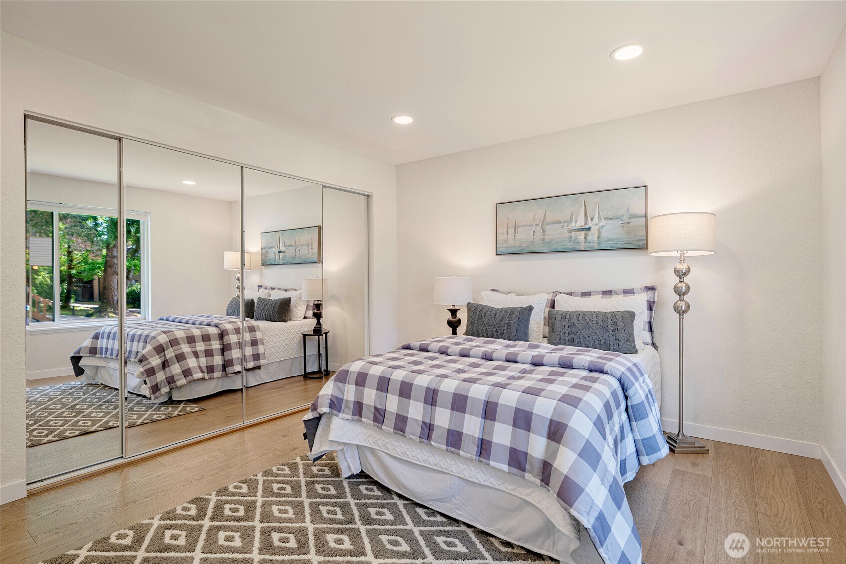 14717 Northeast 44th Street, Unit R8 Bellevue, WA 98007 - Photo 14 of 24 Gallery Image 14
