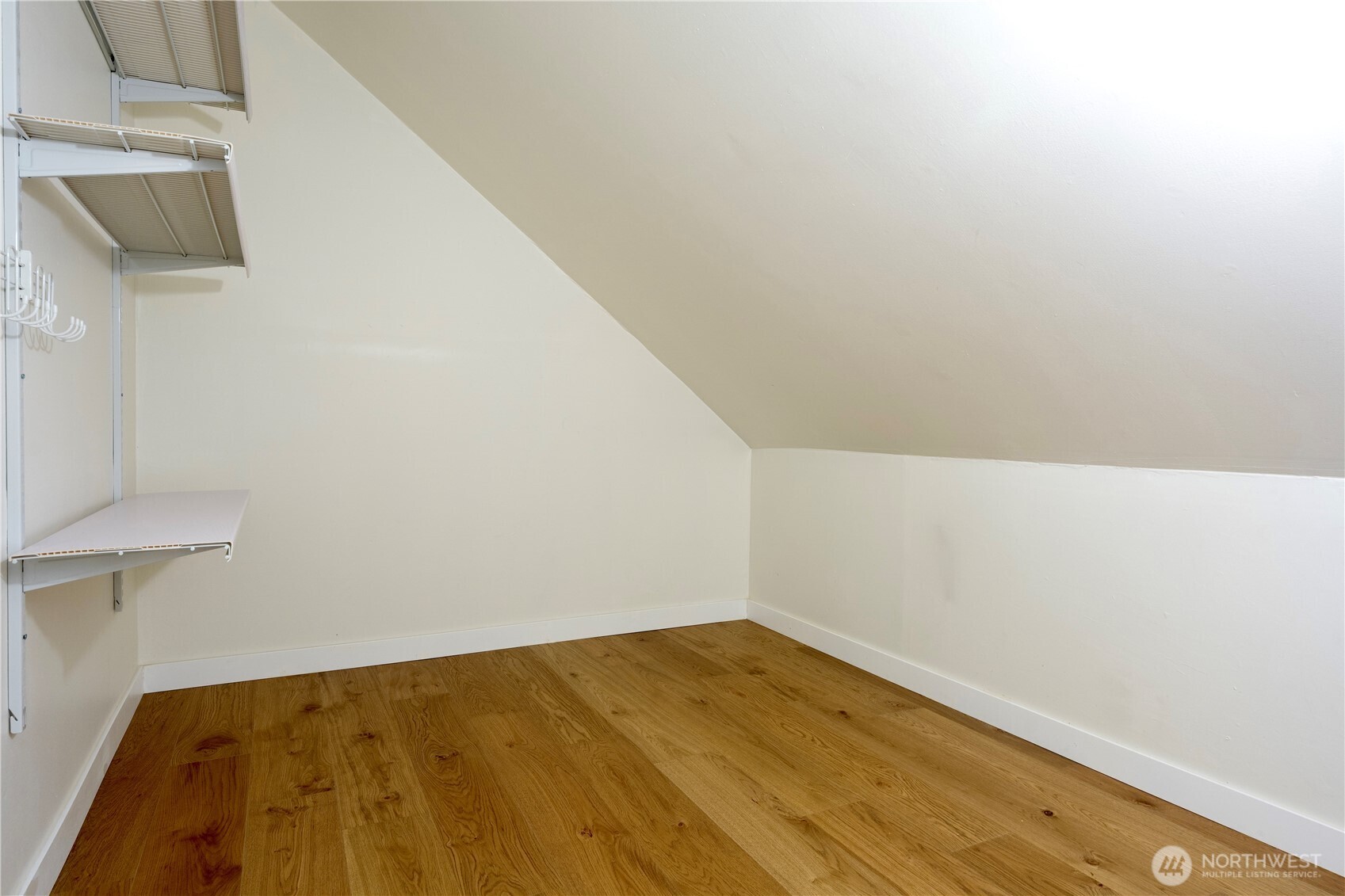 14717 Northeast 44th Street, Unit R8 Bellevue, WA 98007 - Photo 20 of 24 Gallery Image 20