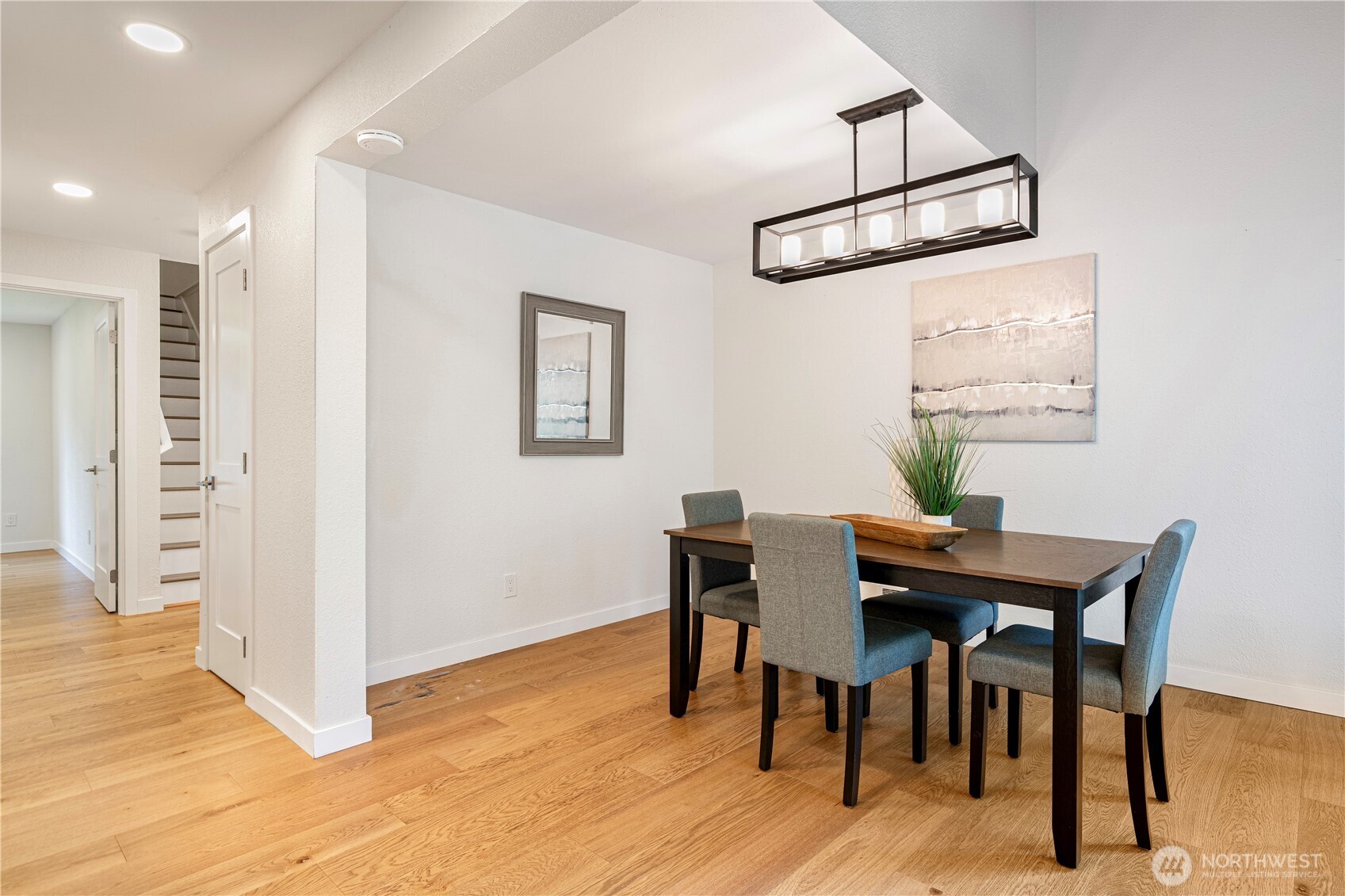 14717 Northeast 44th Street, Unit R8 Bellevue, WA 98007 - Photo 10 of 24 Gallery Image 10