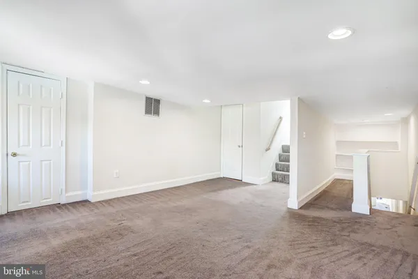 $6,000 | 12 Rhode Island Avenue Northwest, Washington, DC 20001