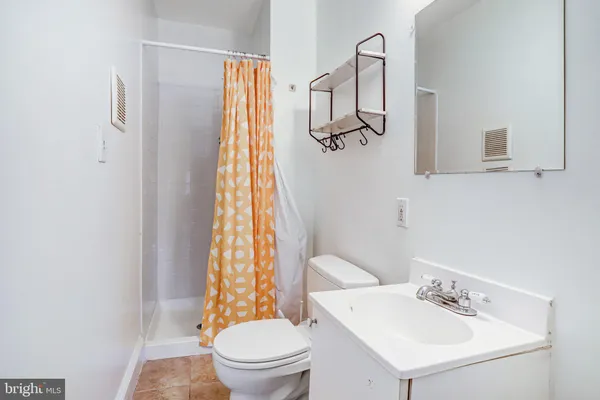 $6,000 | 12 Rhode Island Avenue Northwest, Washington, DC 20001
