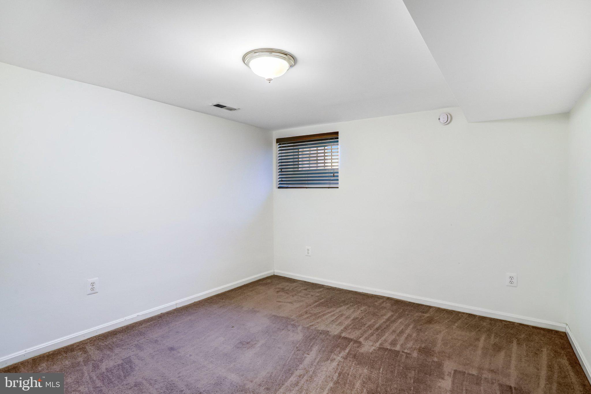 12 Rhode Island Avenue Northwest Washington, DC 20001 - Photo 64 of 74 Bonus room w/window