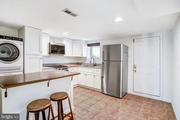 $6,000 | 12 Rhode Island Avenue Northwest, Washington, DC 20001