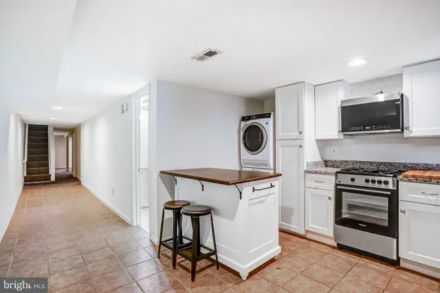 $6,000 | 12 Rhode Island Avenue Northwest, Washington, DC 20001