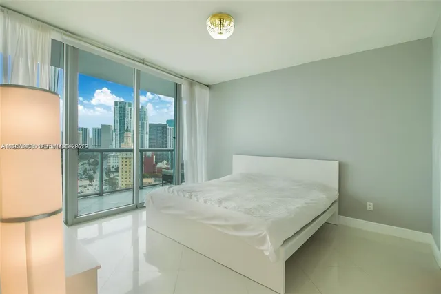 $3,600 | 888 Biscayne Boulevard, Unit 2006, Miami, FL 33132