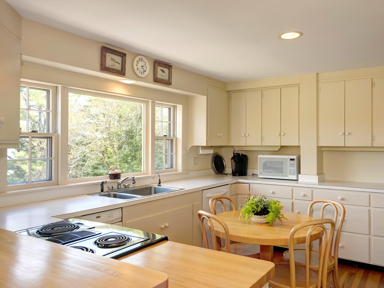 61 Harborside Road Northeast Harbor, ME 04662 - Photo 18 of 35 18-13-91-Kitchen(91)