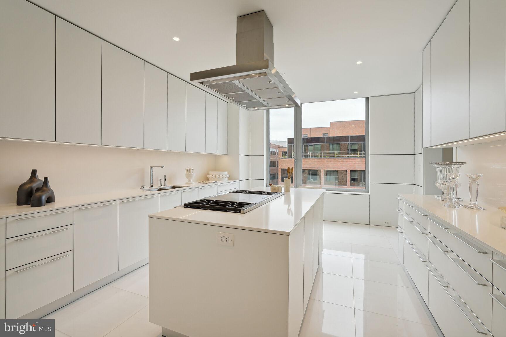 3150 South Street Northwest, Unit 2F Washington, DC 20007 - Photo 12 of 50