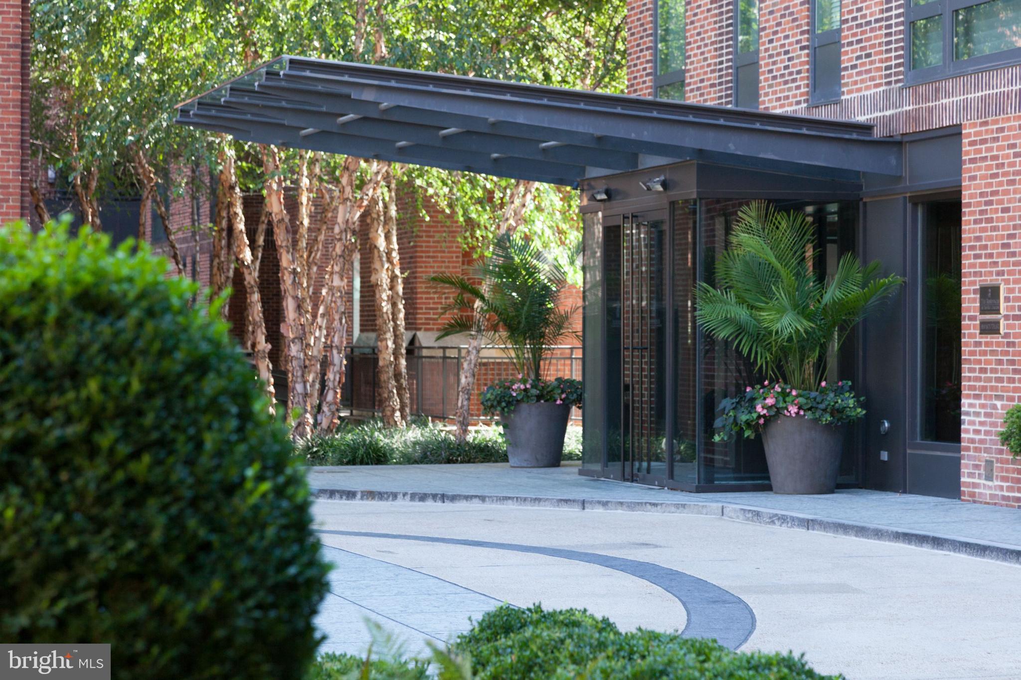 3150 South Street Northwest, Unit 2F Washington, DC 20007 - Photo 43 of 50 Front entrance to the RITZ