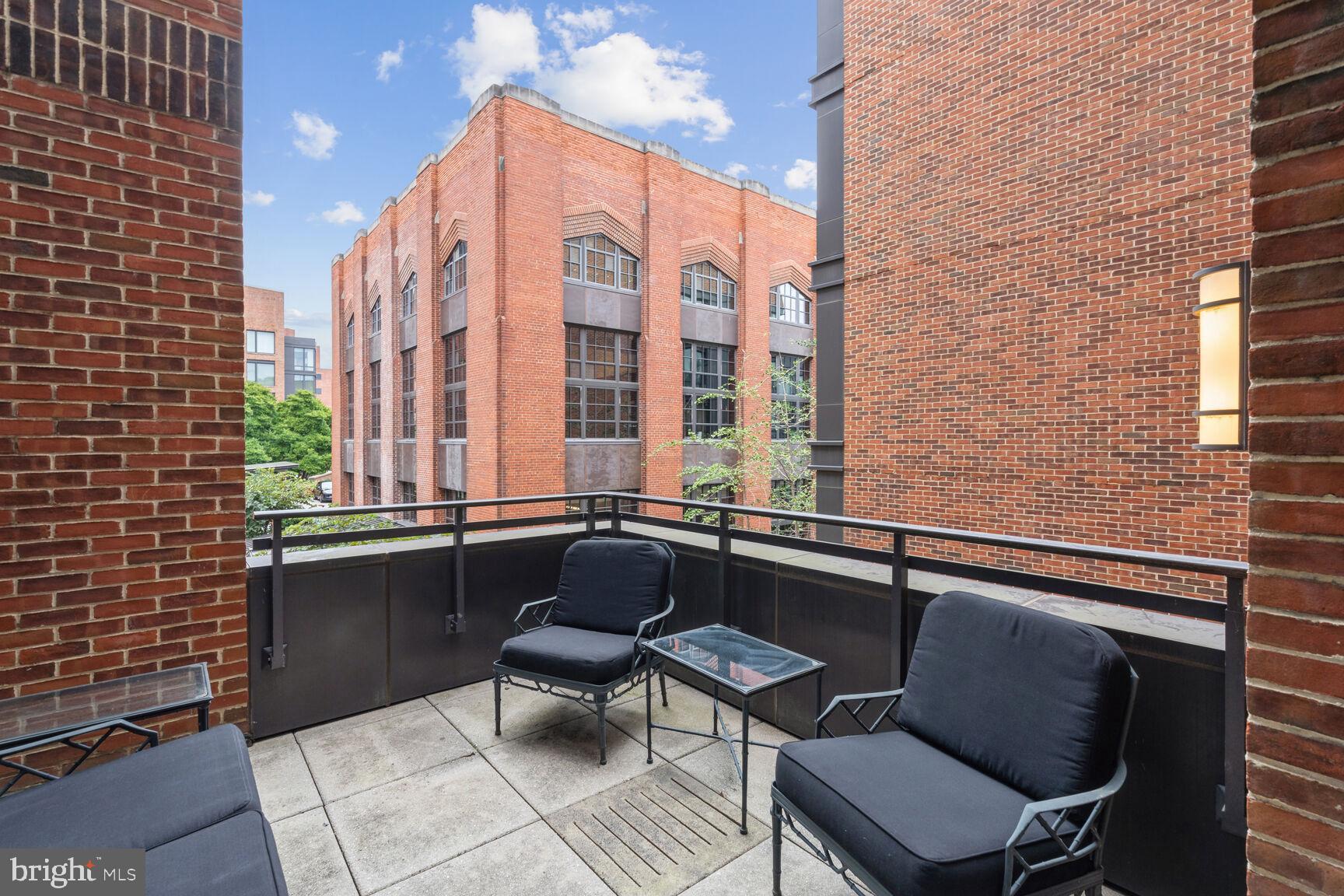 3150 South Street Northwest, Unit 2F Washington, DC 20007 - Photo 45 of 50 Side Patio