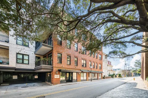 $1,050,000 | 21 George Street, Unit 203, Charleston, SC 29401