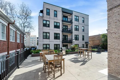 $1,050,000 | 21 George Street, Unit 203, Charleston, SC 29401