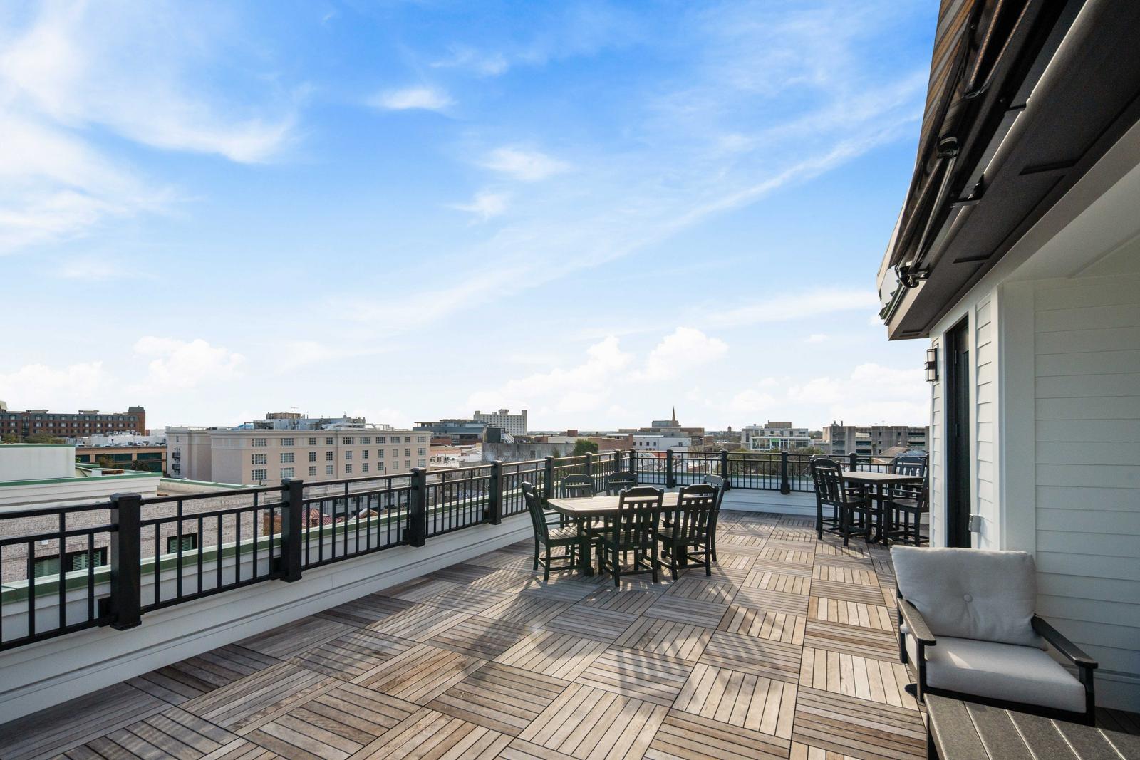 21 George Street, Unit 203 Charleston, SC 29401 - Photo 27 of 37 30